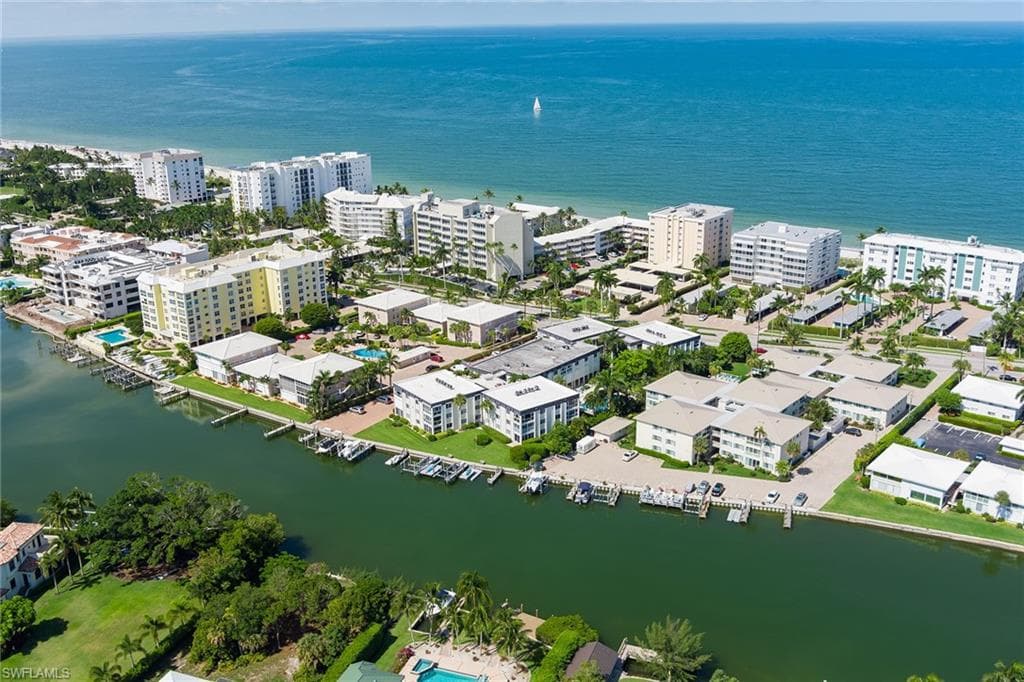 1930 Gulf Shore BLVD N D101 NAPLES, FL 34102