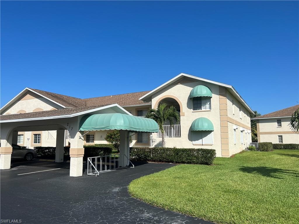 217 Gabriel CIR 2 NAPLES, FL 34104
