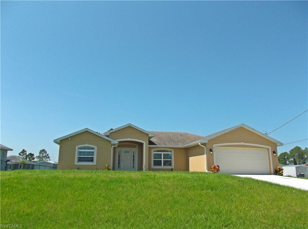 2909 36th ST SW LEHIGH ACRES, FL 33976