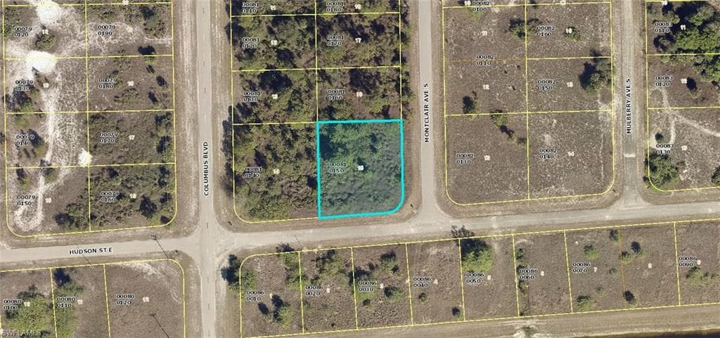660 Montclair AVE S LEHIGH ACRES, FL 33974