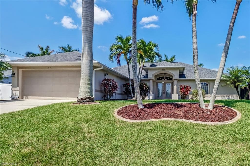 903 4th PL CAPE CORAL, FL 33991