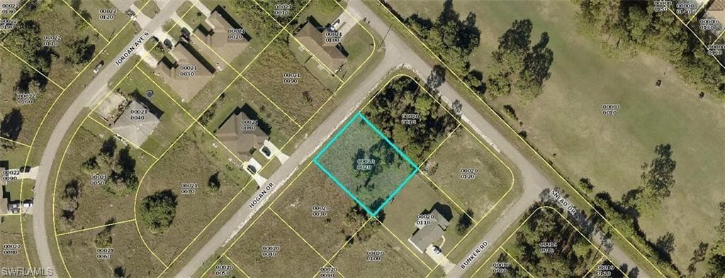 2205-2207 Hogan DR LEHIGH ACRES, FL 33973