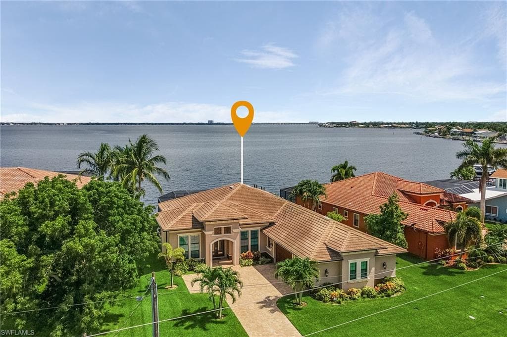 2262 SE 28th ST CAPE CORAL, FL 33904