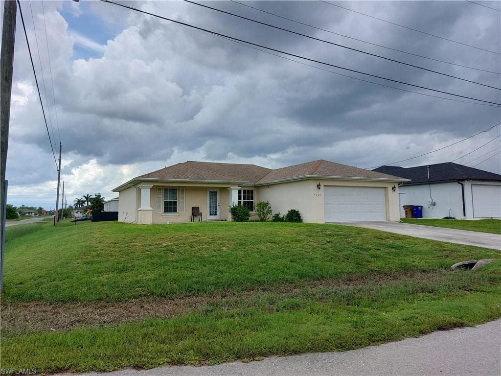 4201 19th ST SW LEHIGH ACRES, FL 33976