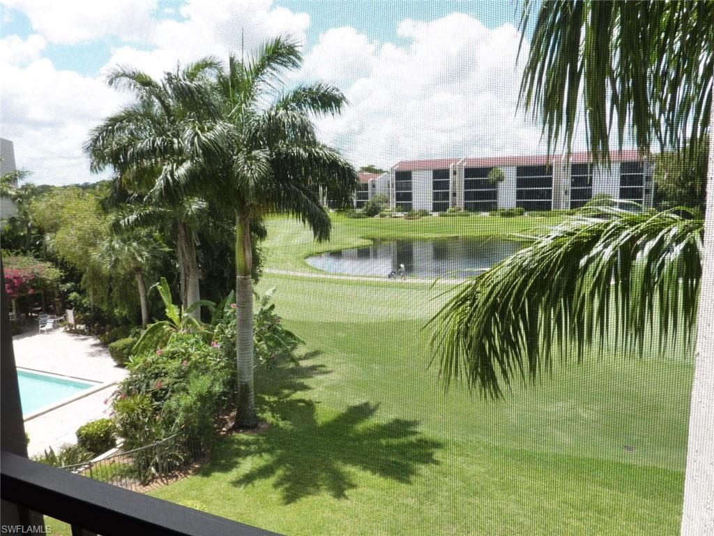 4140 STEAMBOAT BEND E 302 FORT MYERS, FL 33919