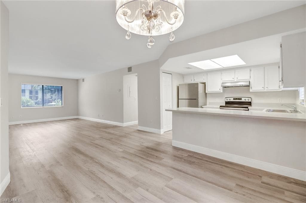 1380 Green Valley CIR 1201 NAPLES, FL 34104