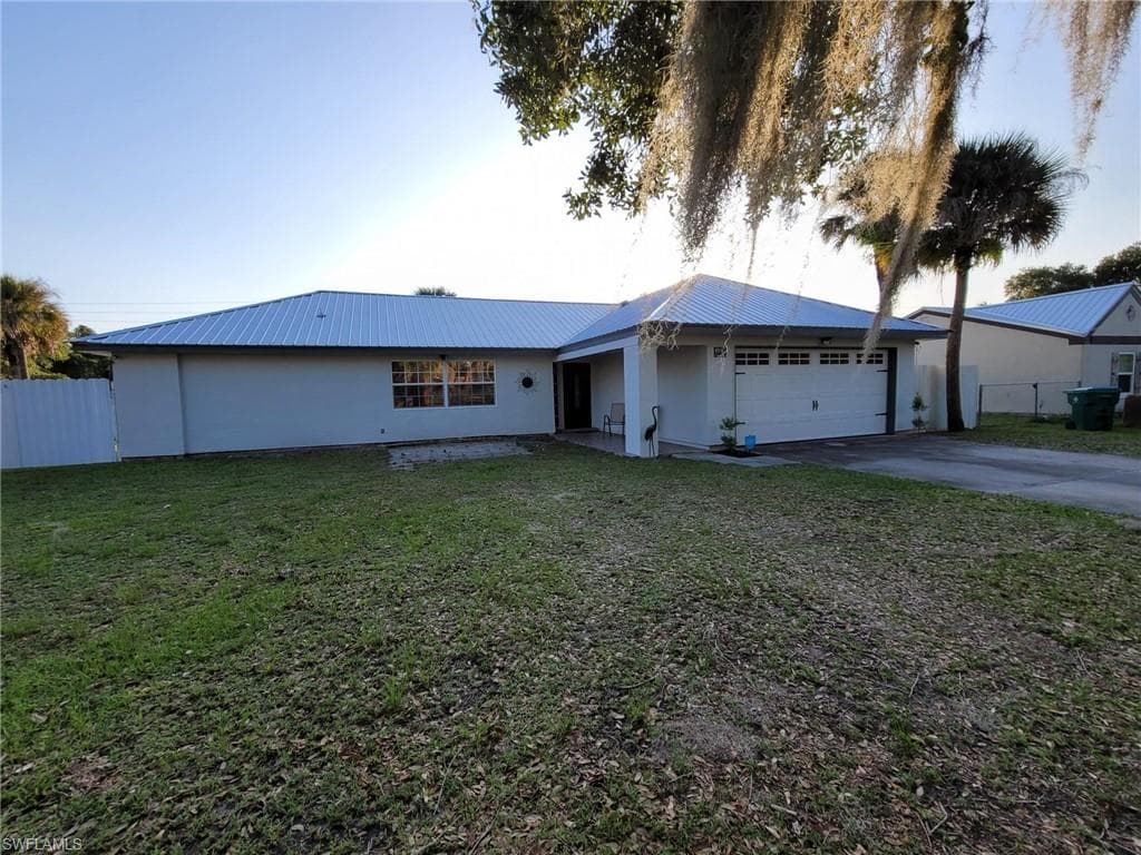 4047 S Edgewater CIR LABELLE, FL 33935