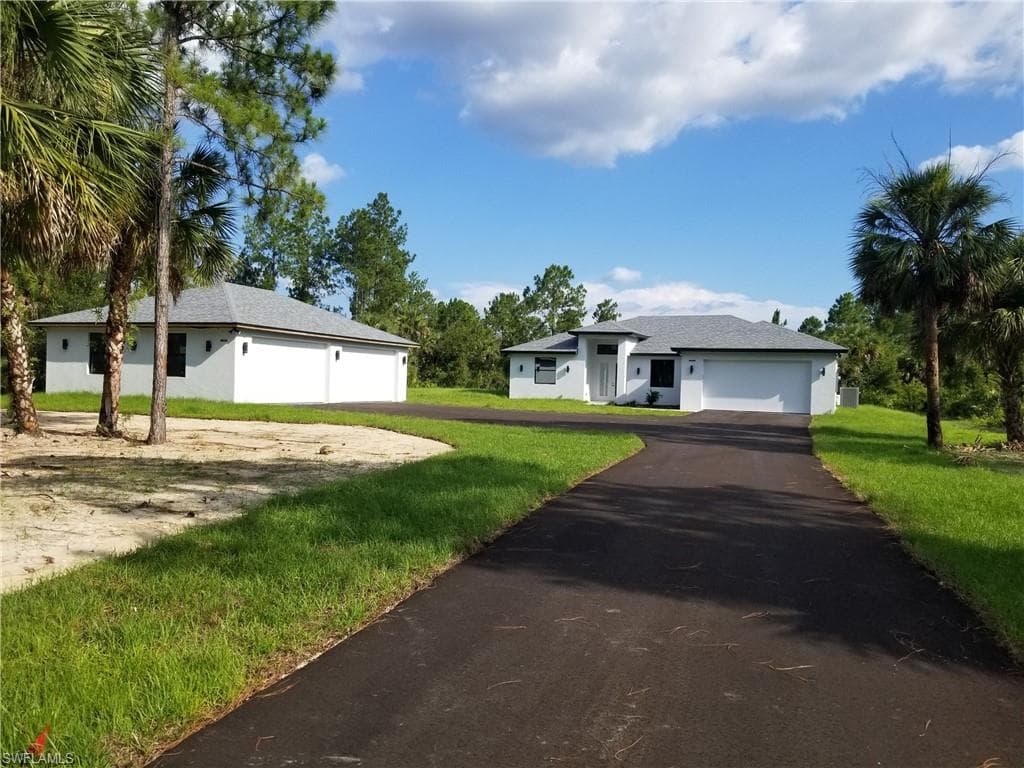 1892 16th AVE NE NAPLES, FL 34120
