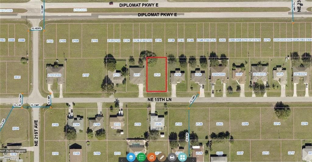 2121 NE 15th LN CAPE CORAL, FL 33909