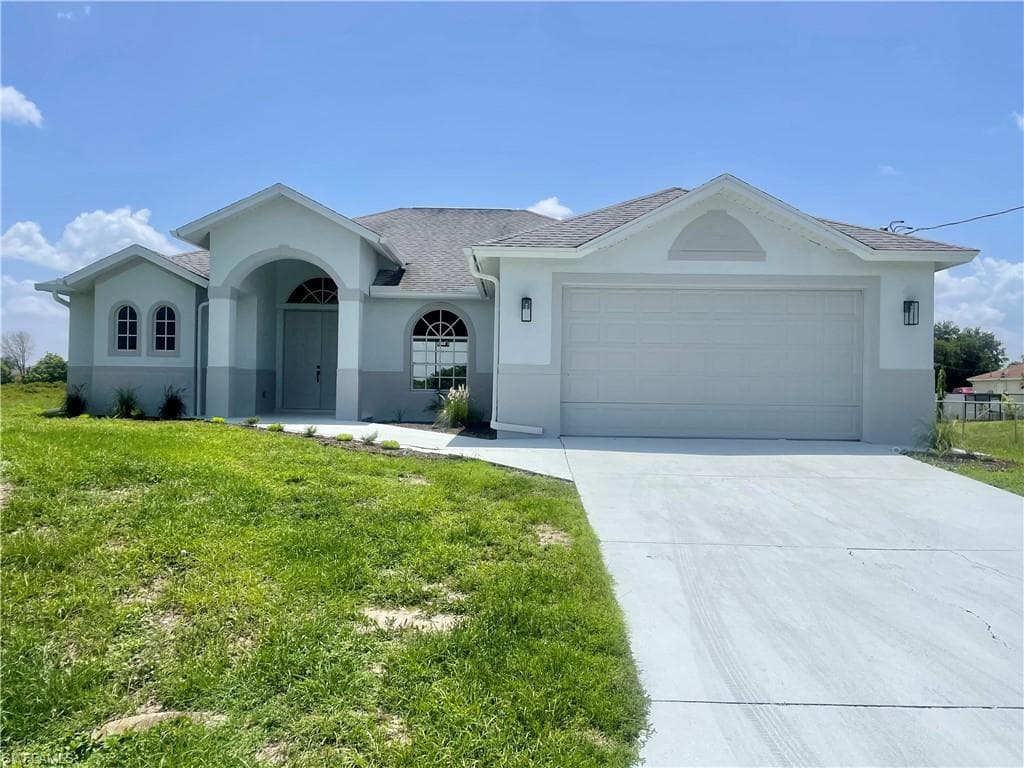 4701 Hazel AVE S LEHIGH ACRES, FL 33976