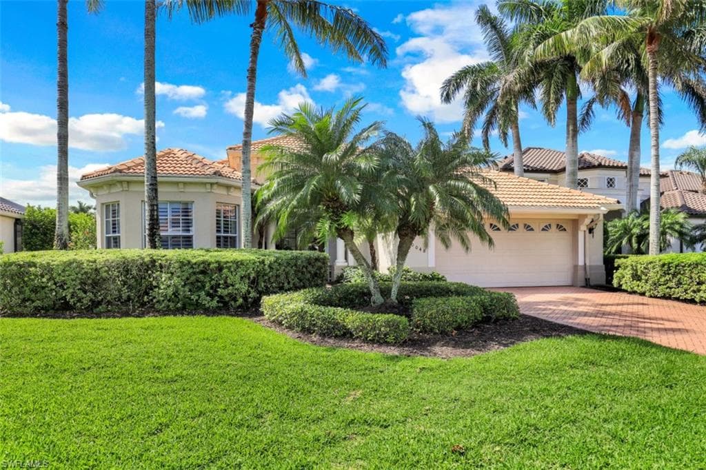 10048 St Moritz DR MIROMAR LAKES, FL 33913