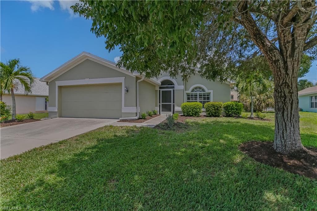 15821 Beachcomber AVE FORT MYERS, FL 33908