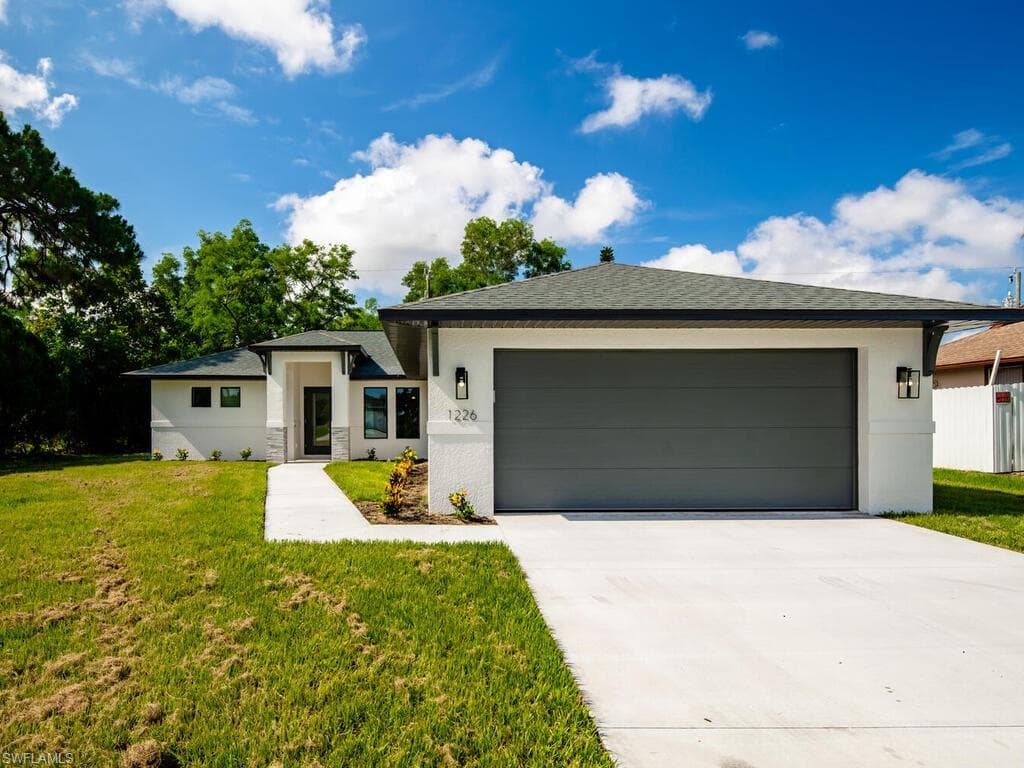 1226 SW 29th TER CAPE CORAL, FL 33914