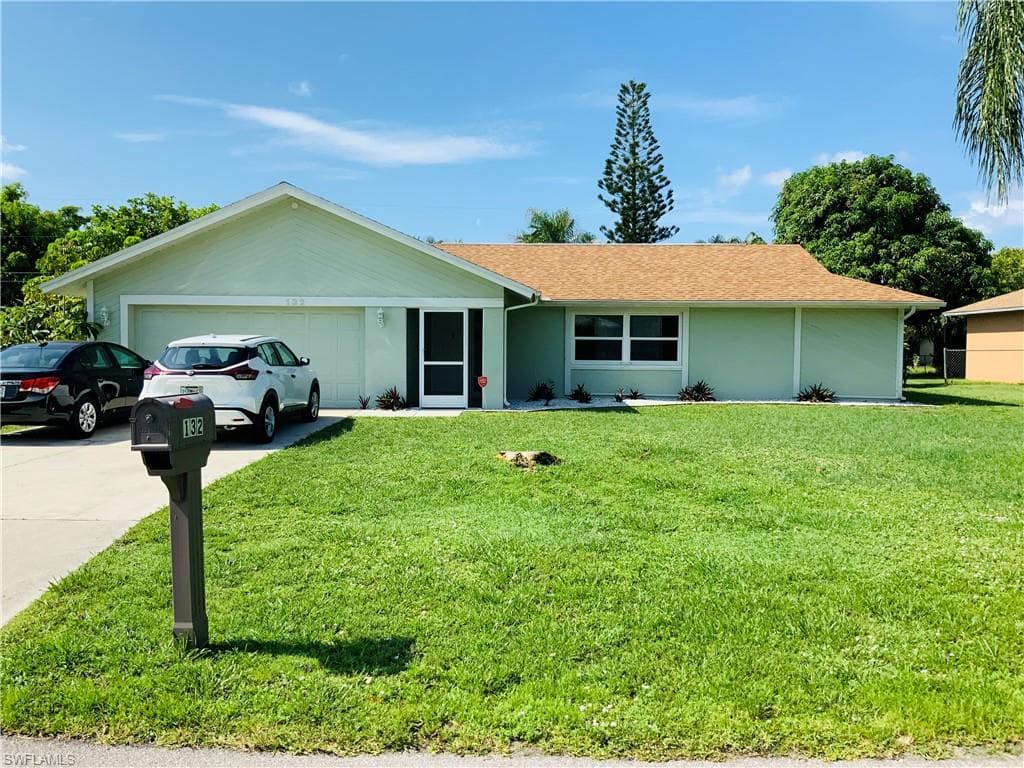 132 SE 25th TER CAPE CORAL, FL 33904
