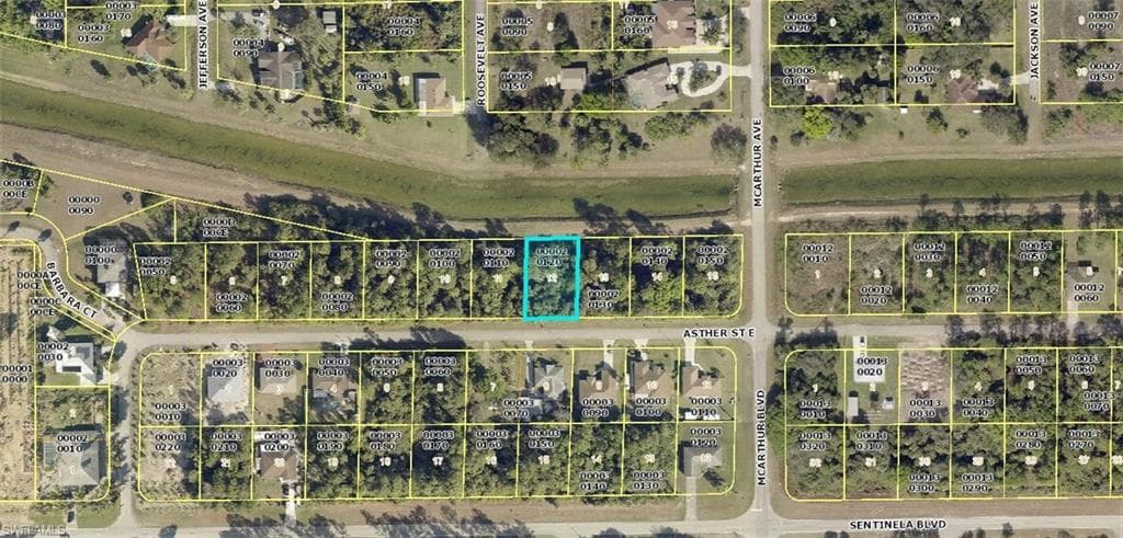 935 Asther ST LEHIGH ACRES, FL 33974