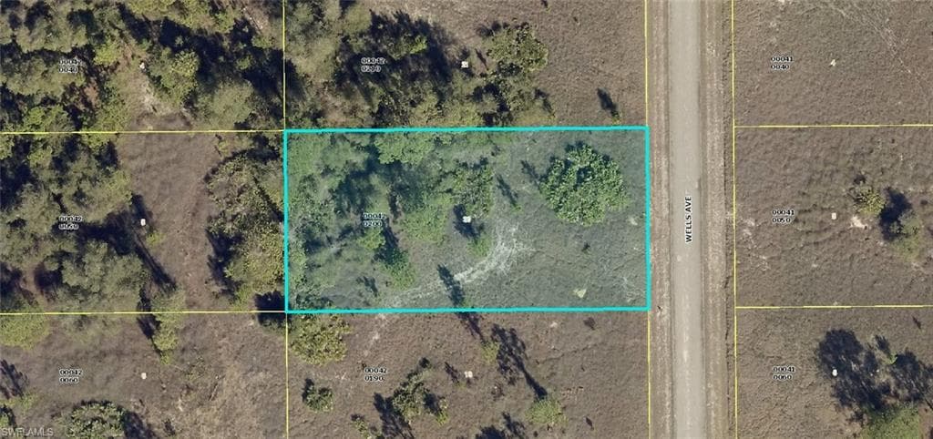 1915 Wells AVE LEHIGH ACRES, FL 33972