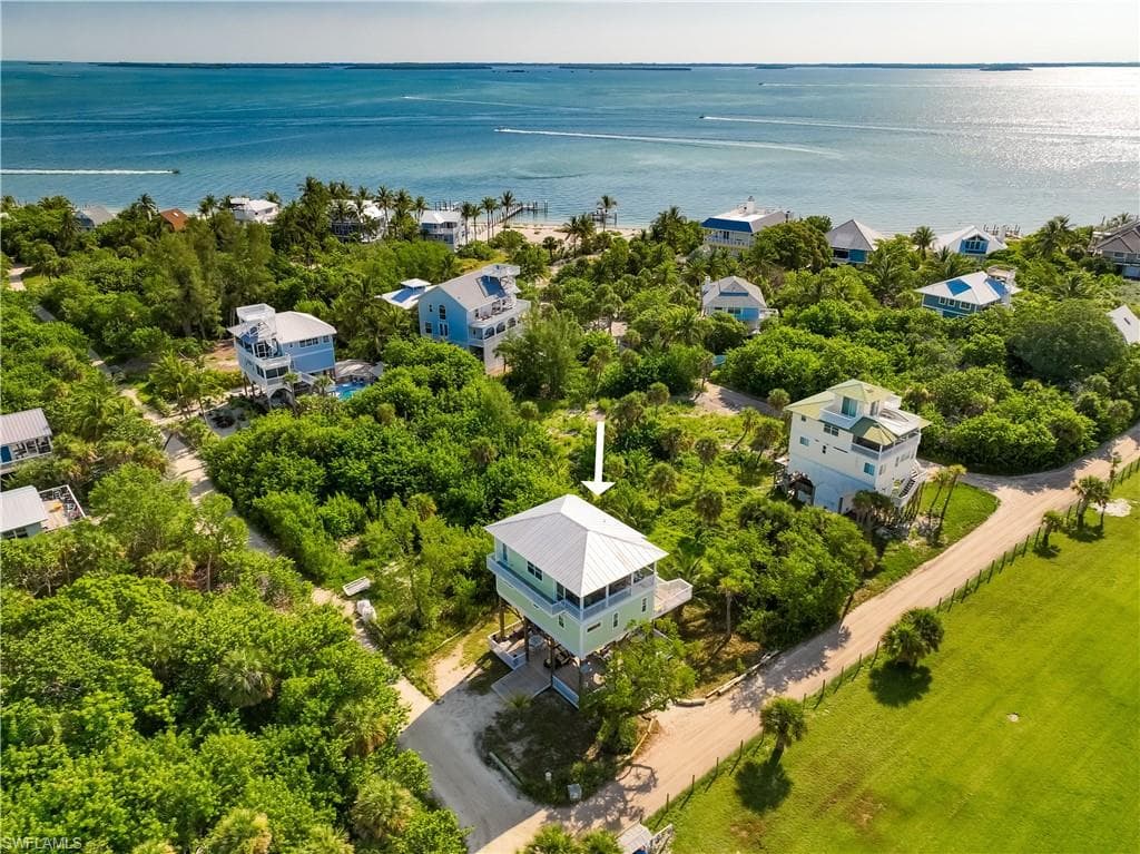 211 Mourning Dove DR Upper Captiva, FL 33924