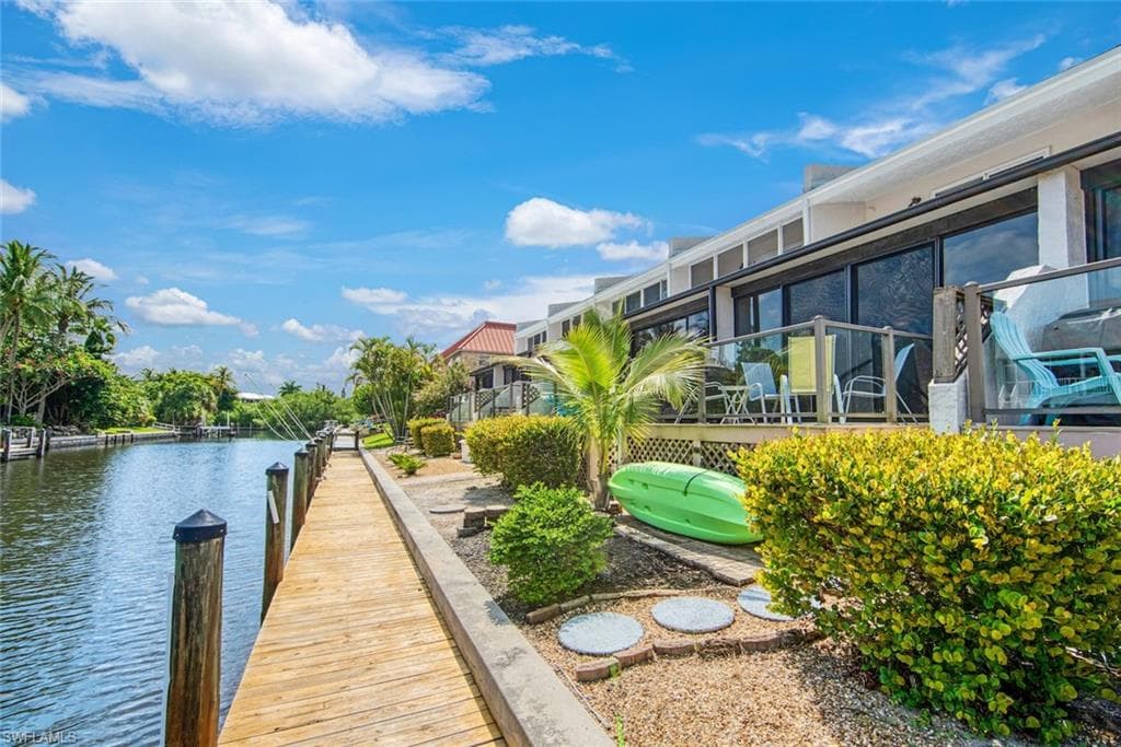 820 E Gulf DR A105 SANIBEL, FL 33957