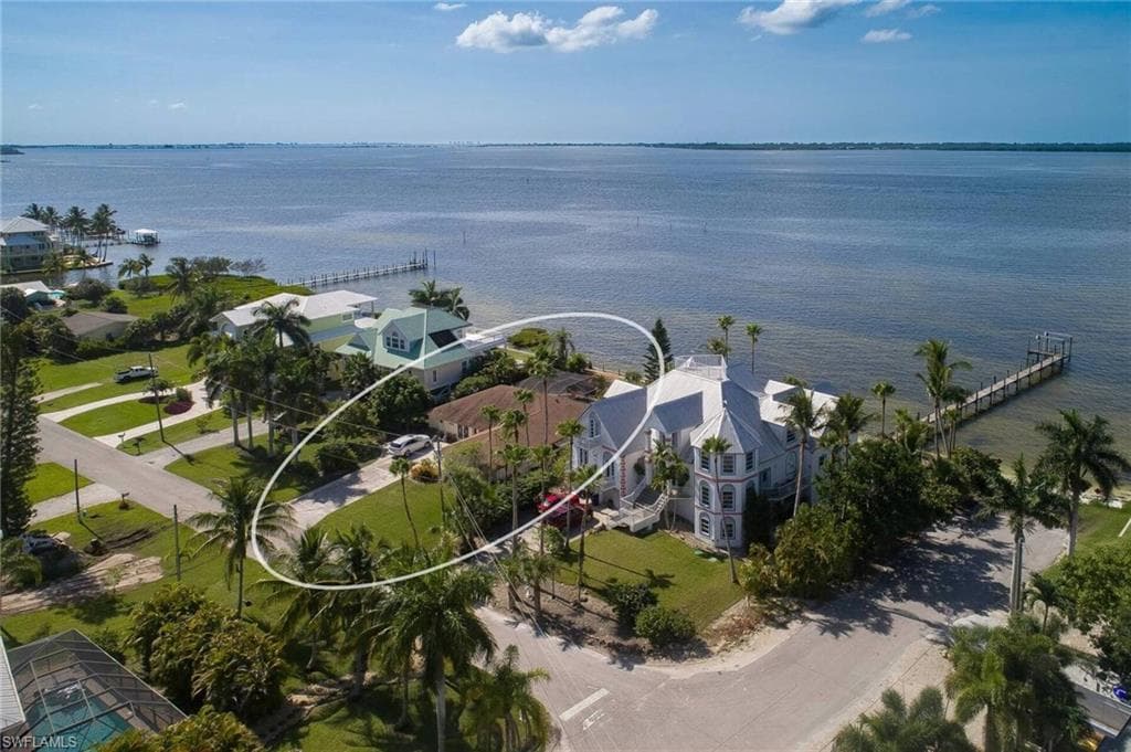 3459 1st AVE S ST. JAMES CITY, FL 33956