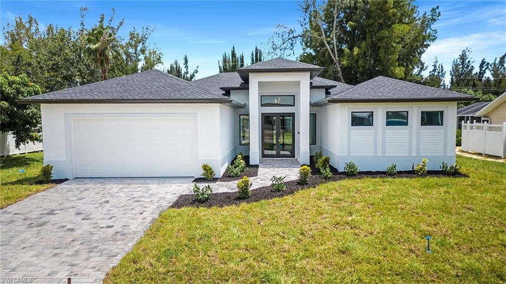 1924 SW 3rd TER CAPE CORAL, FL 33991