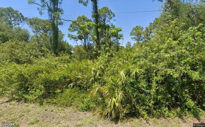 833 Cadis ST E LEHIGH ACRES, FL 33974