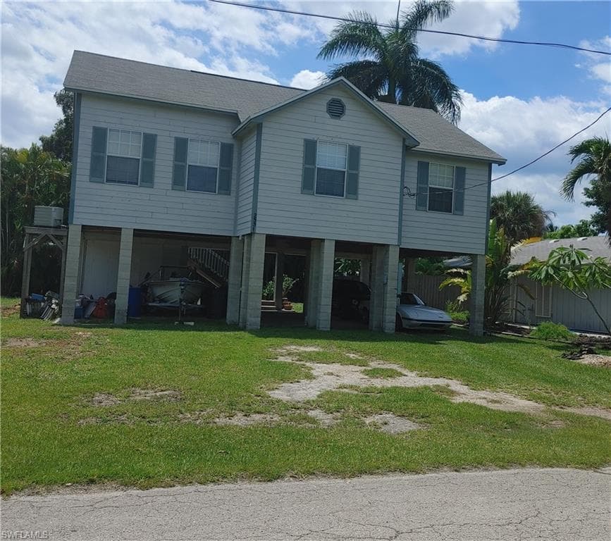 2551 Tamarind ST ST. JAMES CITY, FL 33956