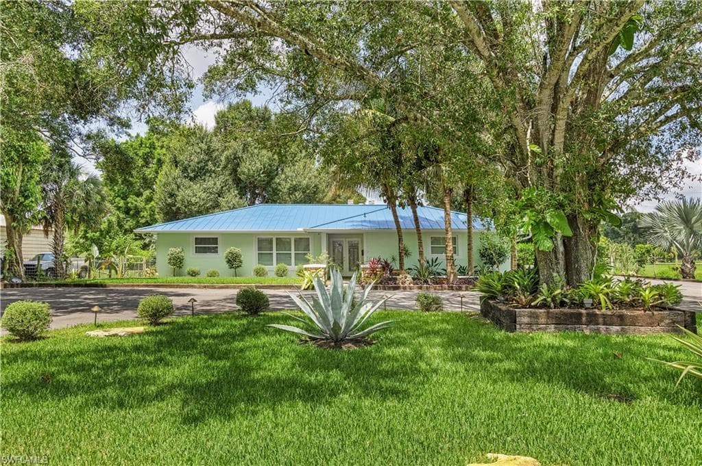 5080 Wes Mar RD FORT MYERS, FL 33905