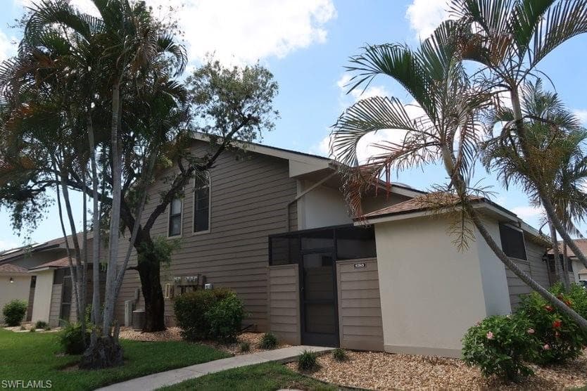 8383 S Haven LN FORT MYERS, FL 33919