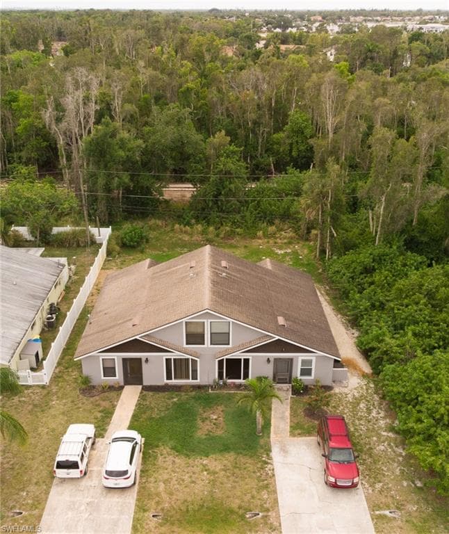 17390/17394 Dumont DR FORT MYERS, FL 33967