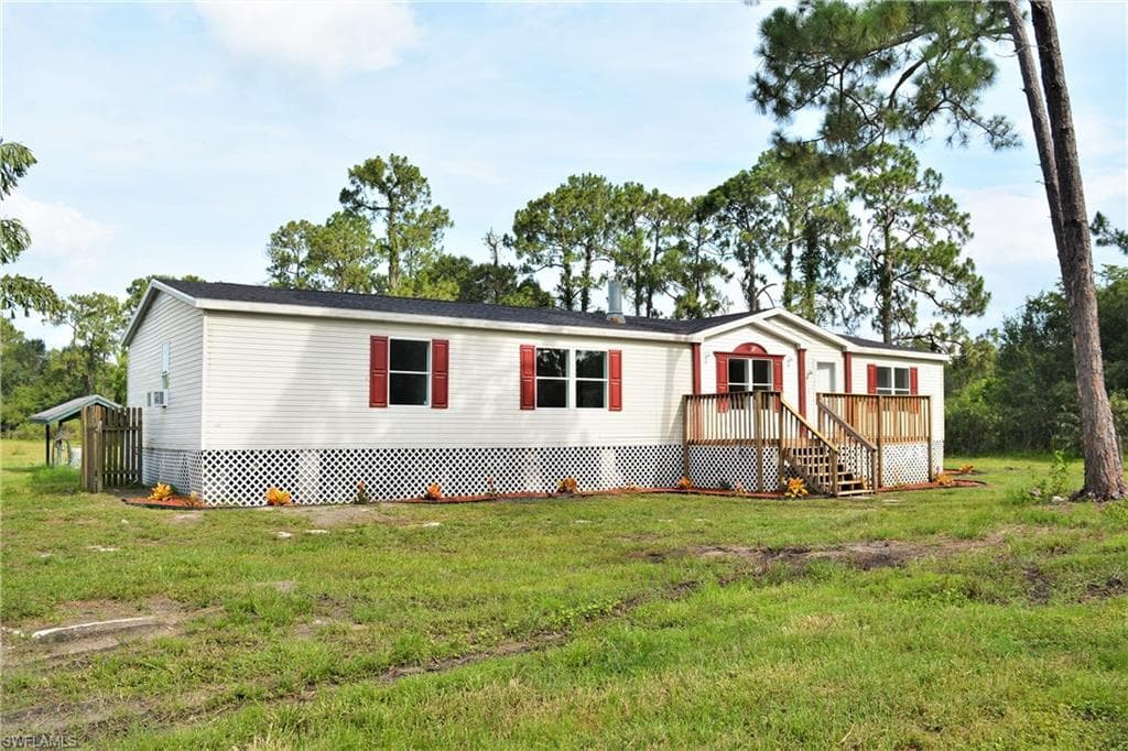 6371 Holstein DR FORT MYERS, FL 33905