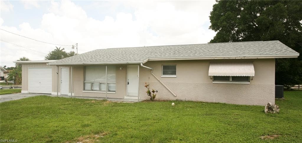 4347 S Bay CIR NORTH FORT MYERS, FL 33903