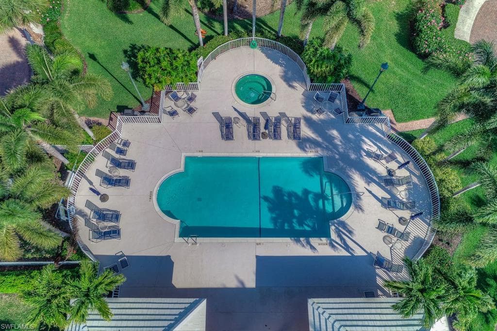 567 AUDUBON BLVD D-101 NAPLES, FL 34110