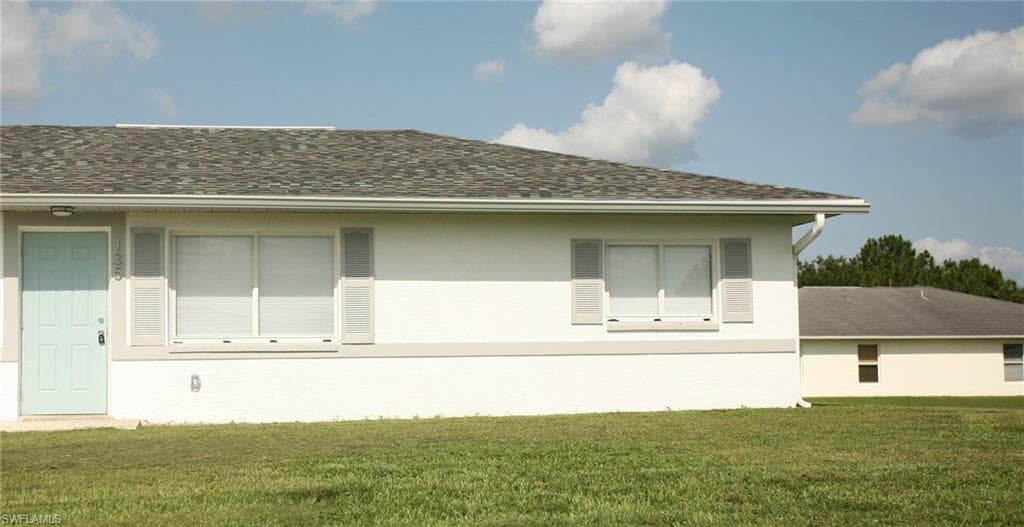 135 Gordon AVE SW LEHIGH ACRES, FL 33973
