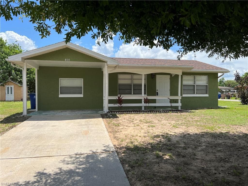 400 Cactus CIR LEHIGH ACRES, FL 33936