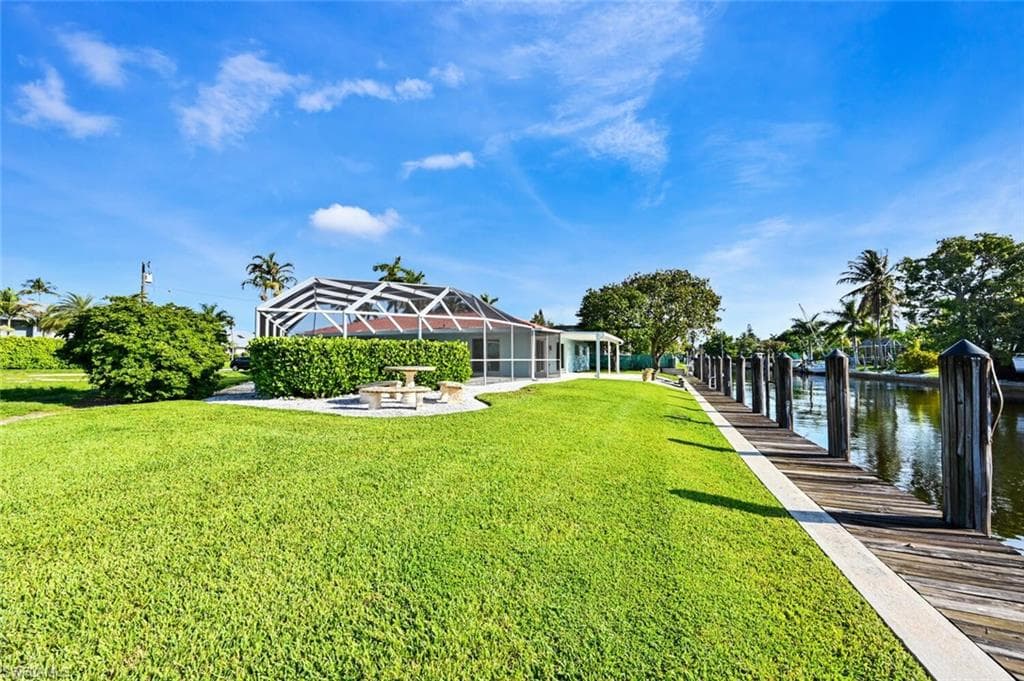 1693 Bonita CT NAPLES, FL 34102