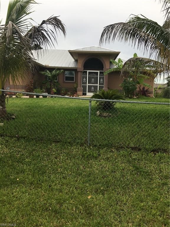 5405 Lee ST LEHIGH ACRES, FL 33971