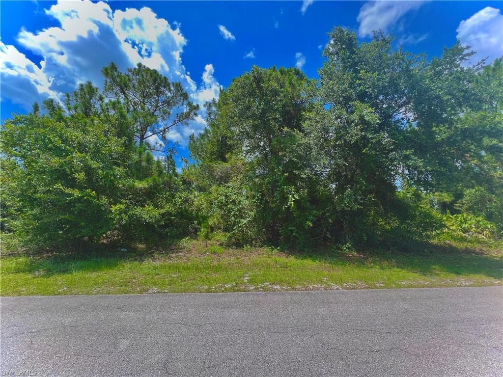 3310 11th ST W LEHIGH ACRES, FL 33971