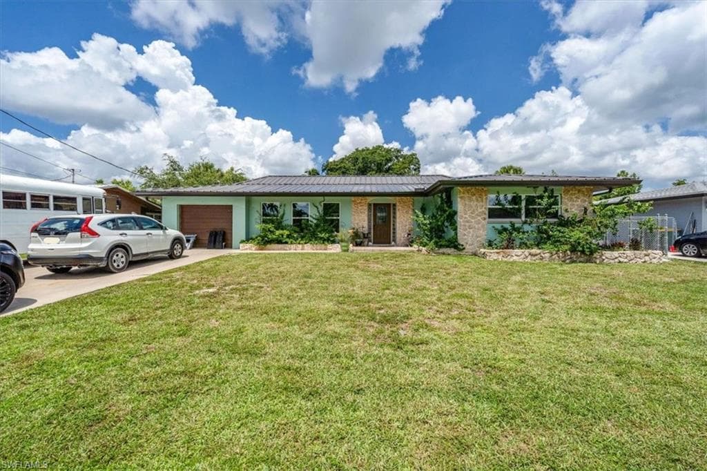 2185 41st TER SW NAPLES, FL 34116