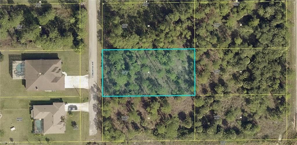 802 Congress AVE LEHIGH ACRES, FL 33972
