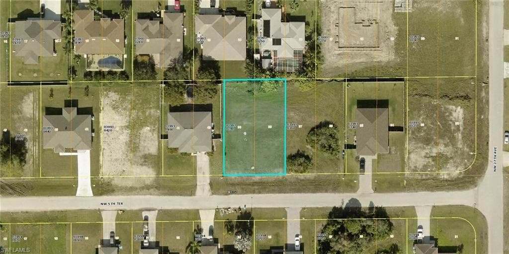 2713 NW 5th TER CAPE CORAL, FL 33993