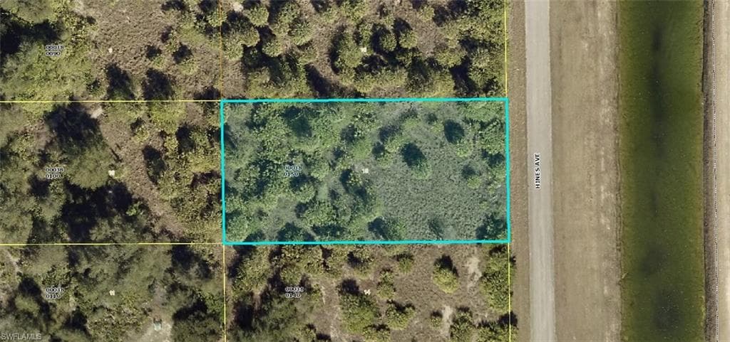 2305 Hines AVE ALVA, FL 33920