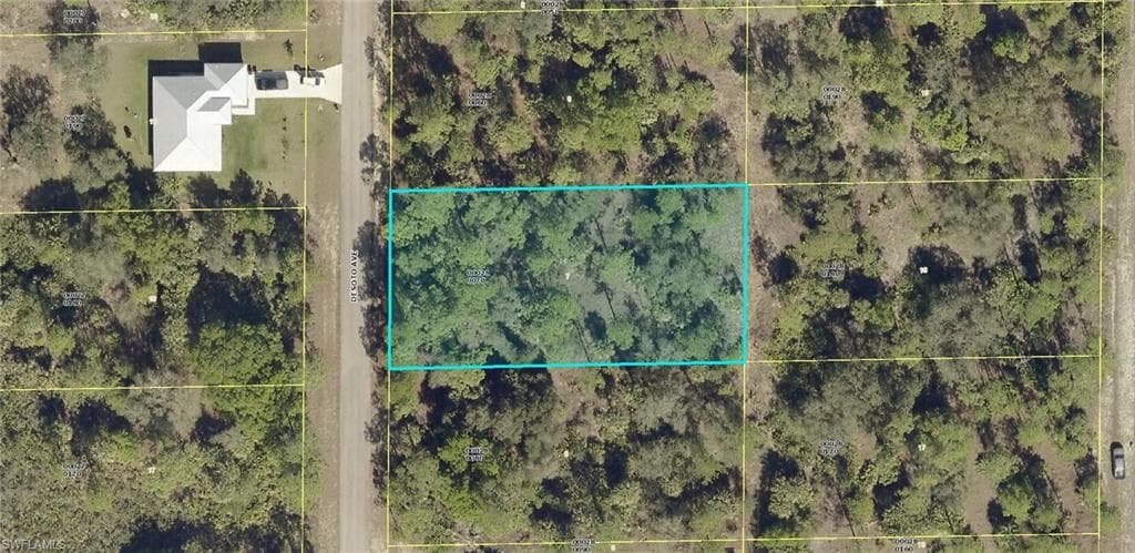 1410 Desoto AVE LEHIGH ACRES, FL 33972