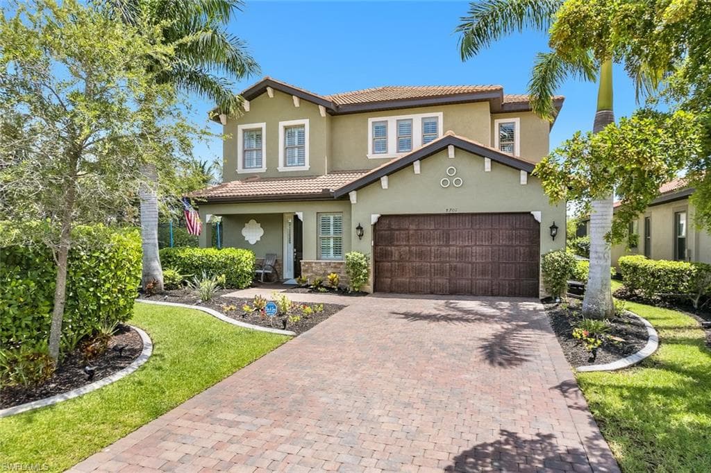 8701 Westwood Oaks PL FORT MYERS, FL 33908