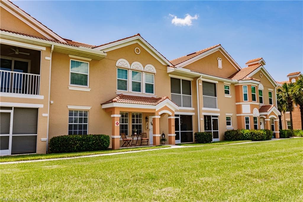 1769 Concordia Lake CIR 3202 CAPE CORAL, FL 33909
