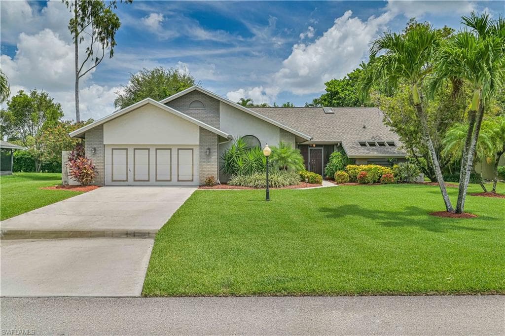 7601 Eagles Flight LN FORT MYERS, FL 33912