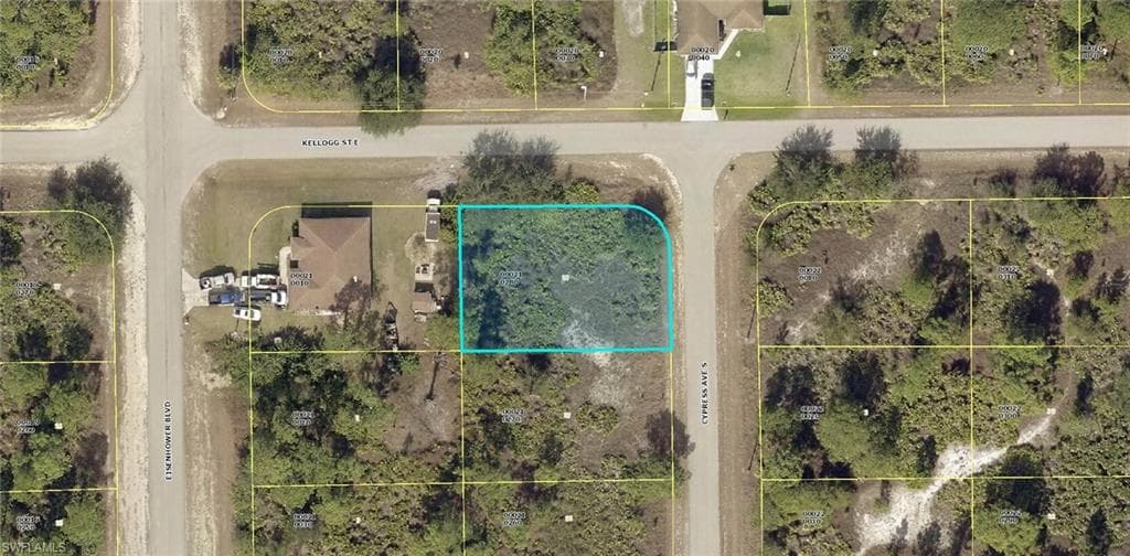 504 Cypress AVE S LEHIGH ACRES, FL 33974