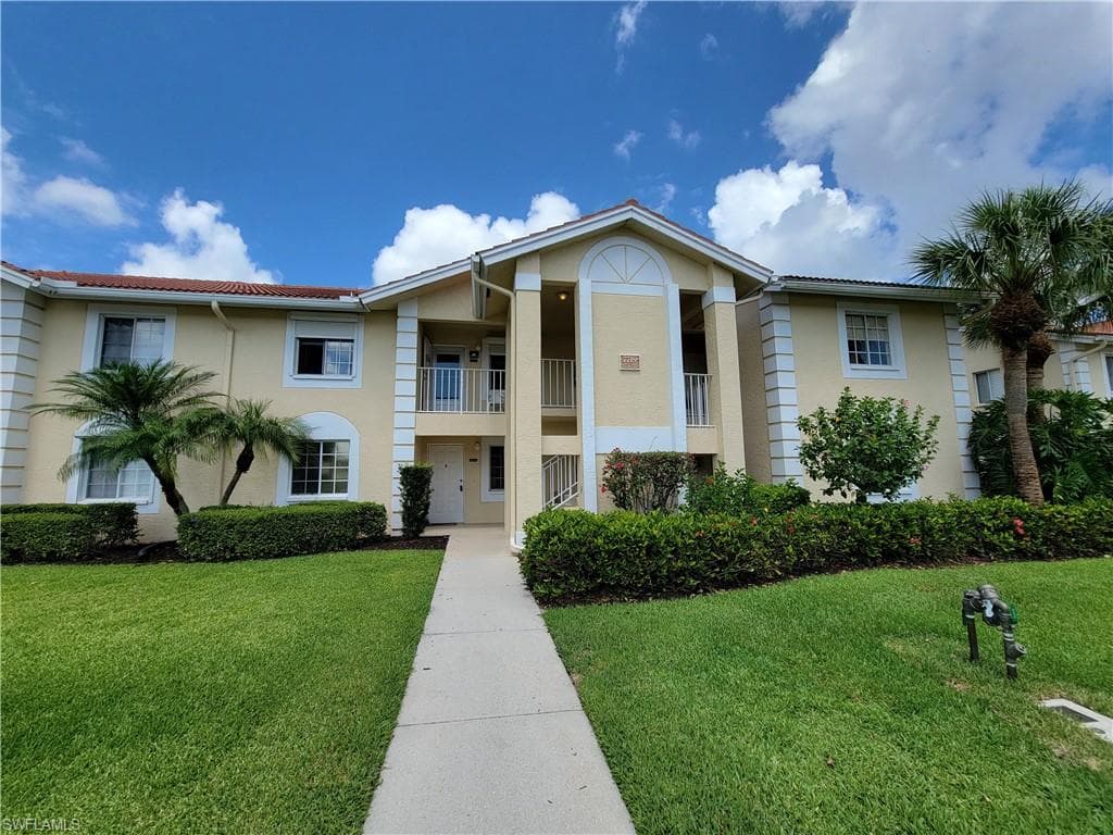 7719 Jewel LN 204 NAPLES, FL 34109