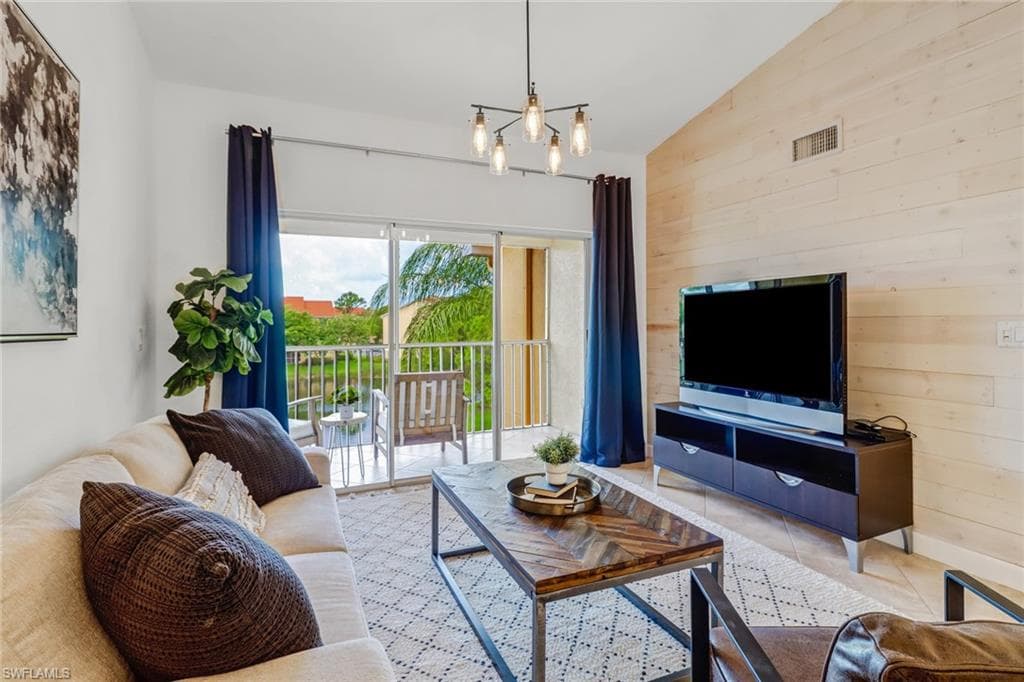 4680 Saint Croix LN 533 NAPLES, FL 34109