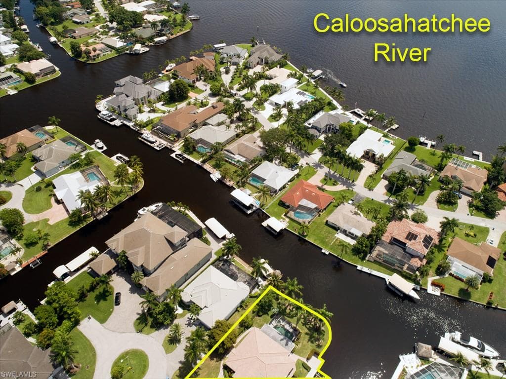 1140 Lorraine CT CAPE CORAL, FL 33904
