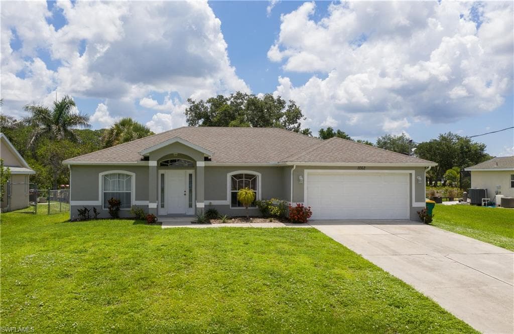 1062 General ST PORT CHARLOTTE, FL 33953